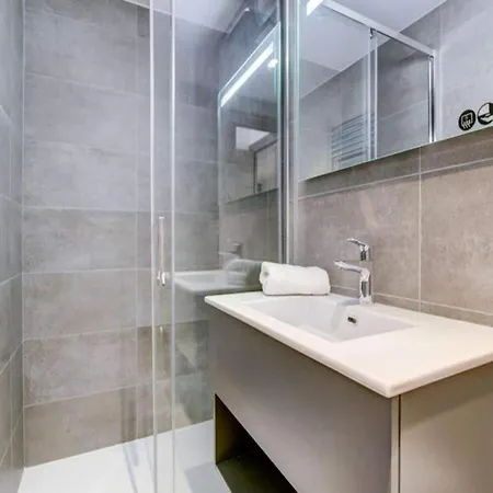Echo Du Pleney Apartment