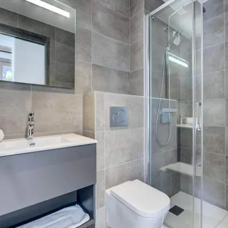 Echo Du Pleney Apartment *